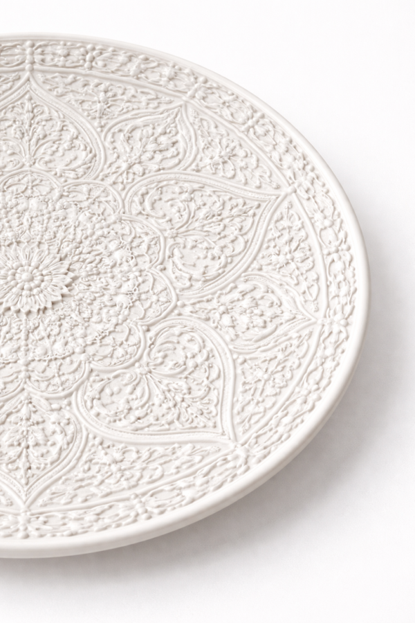 Ceramic Decorative Plate Handcrafted Wall Art Display | Cerâmica Capuchos
